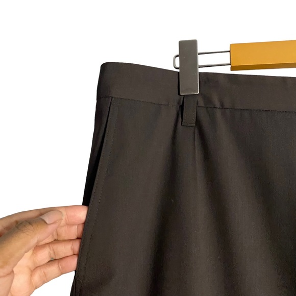 Hugo Boss Men's Brown Straight Leg Trousers - Picture 5 of 10